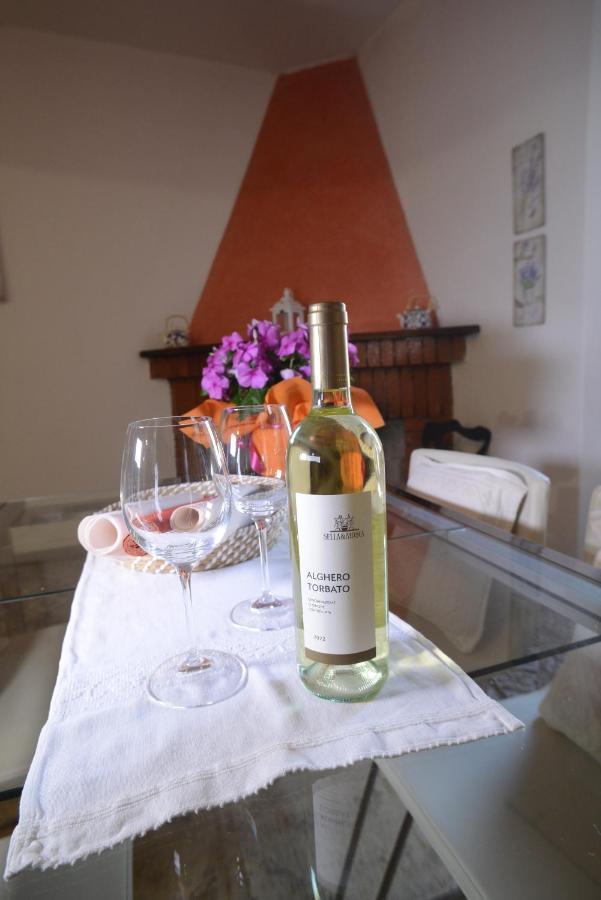 Old Town Secret Garden Apartment Alghero Luaran gambar