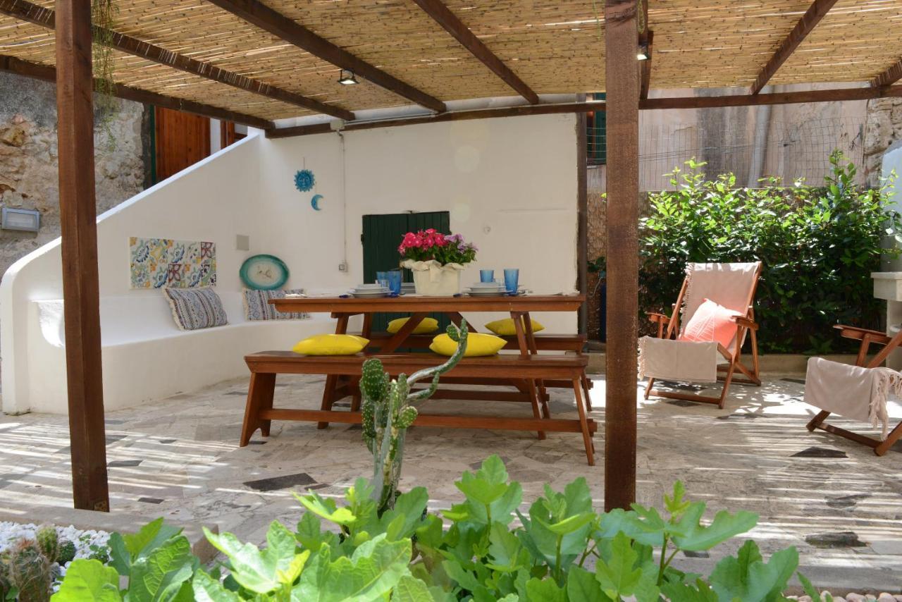 Old Town Secret Garden Apartment Alghero Luaran gambar