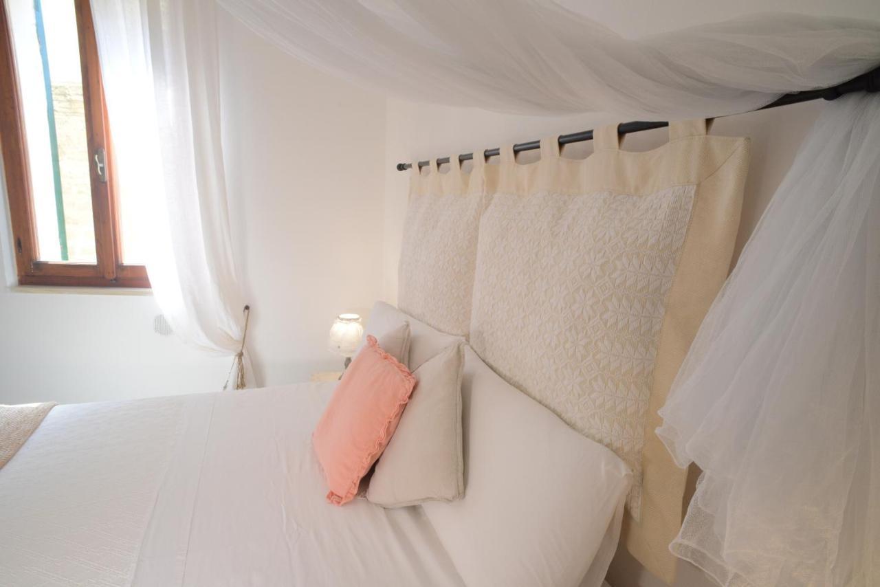 Old Town Secret Garden Apartment Alghero Luaran gambar