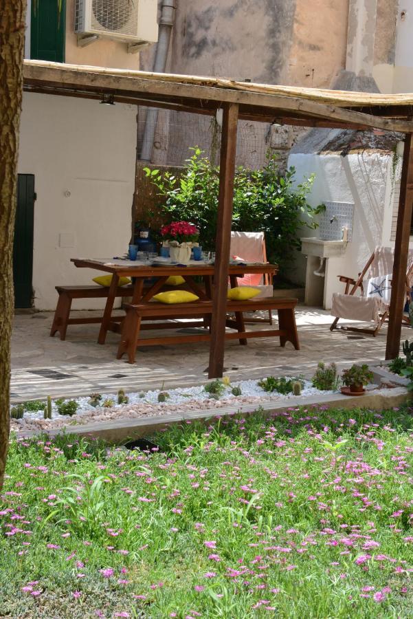 Old Town Secret Garden Apartment Alghero Luaran gambar