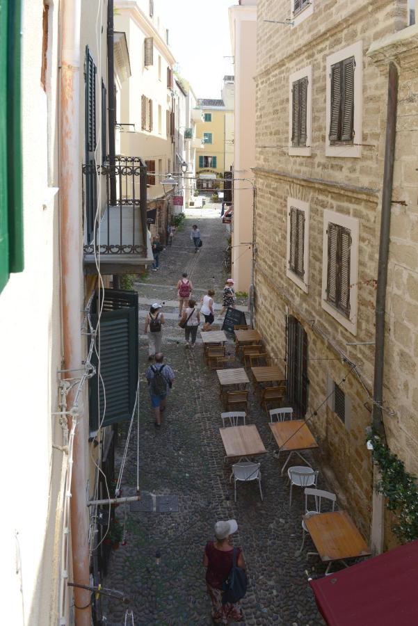 Old Town Secret Garden Apartment Alghero Luaran gambar